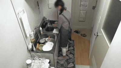 「女は家庭にいろ」と言われた51歳人妻こっそりうちに来ちゃいましたｗ しずこさん（51） 細身でかなり美人…