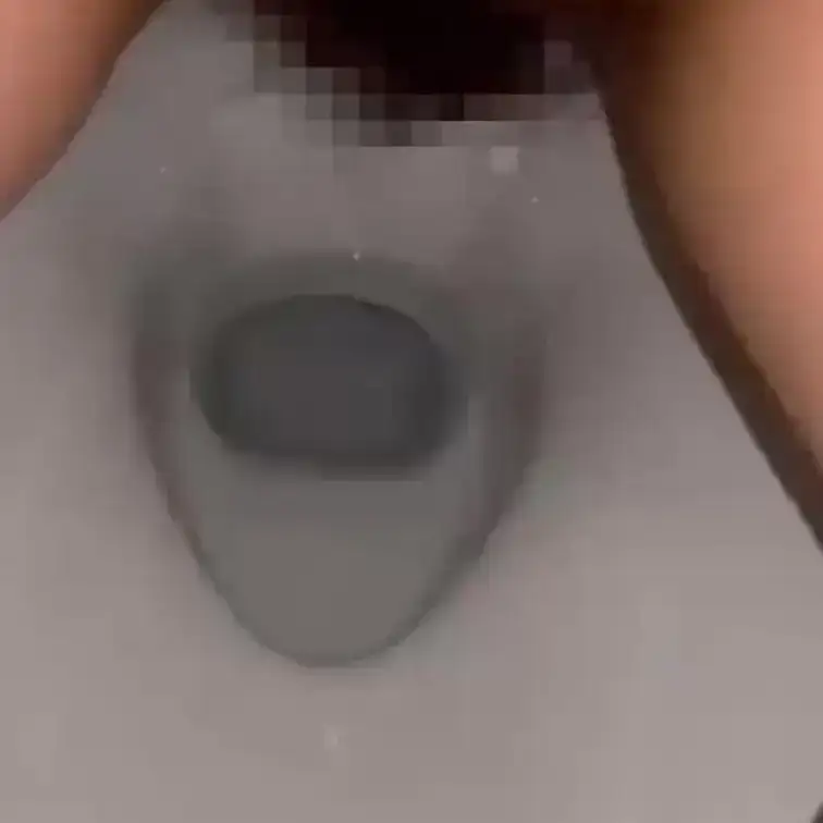 今日のぽぽぽのおしっこ動画🥰