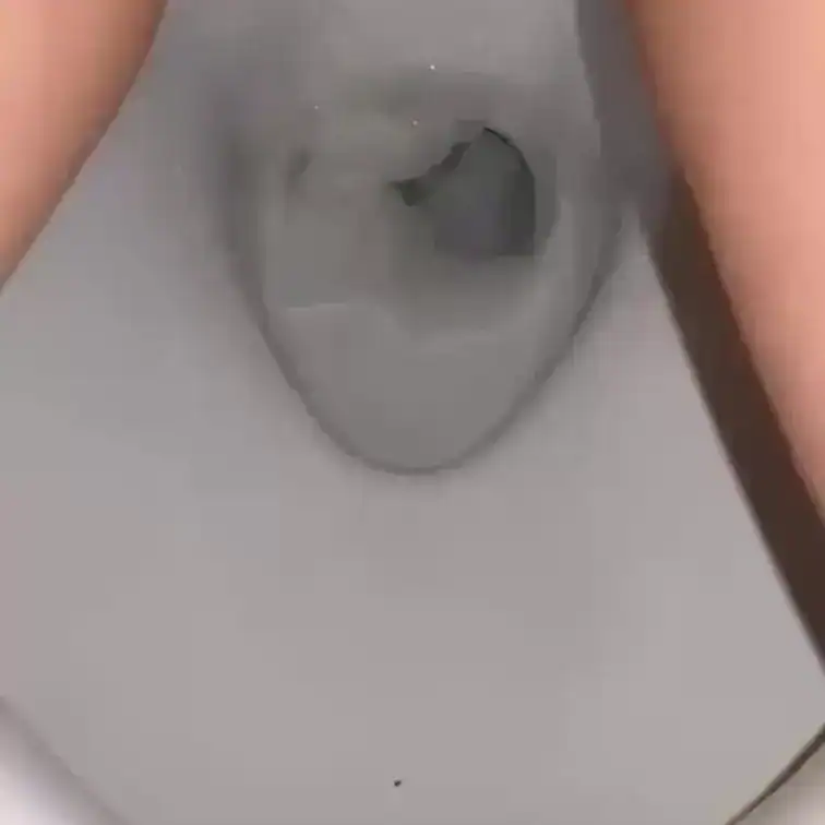 ぽぽぽのおしっこ動画🥰